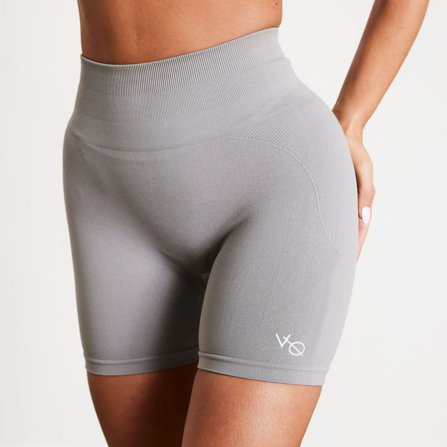 VANQUISH/ ELEVATE SEAMLESS SCRUNCH SHORTS WOMAN