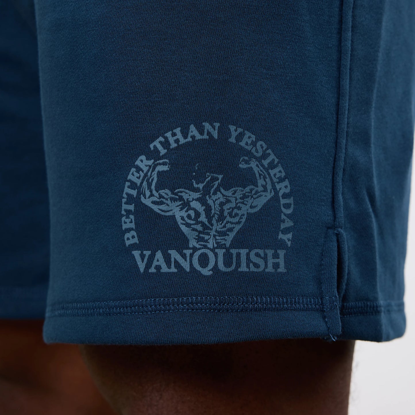 VANQUISH/ MIDNIGHT BLUE UNCONQUERABLE STRENGTH WIDE LEG SHORTS