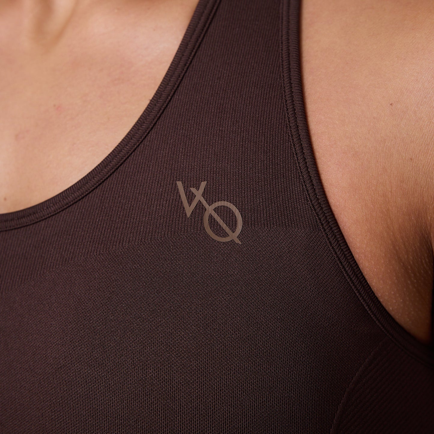 VANQUISH/ ELEVATE SEAMLESS COFFEE BROWN SUPPORT BRA WOMAN