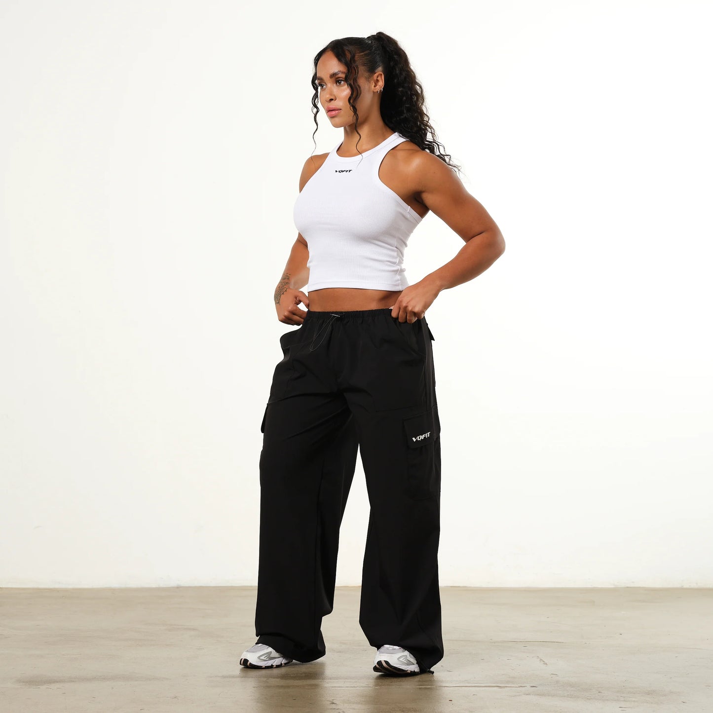 VANQUISH/ RACER WHITE RIBBED VEST WOMAN