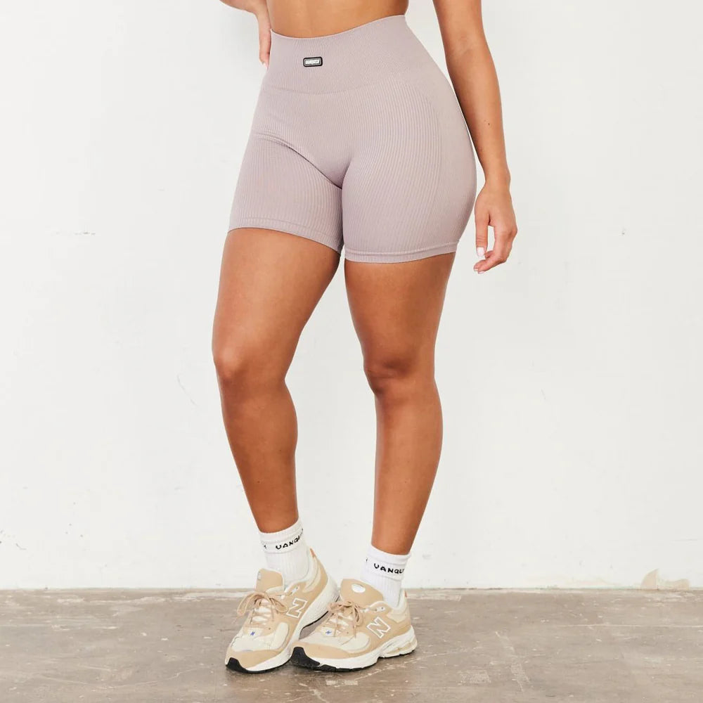 VANQUISH/ RIBBED SEAMLESS BLUSH SHORTS WOMAN