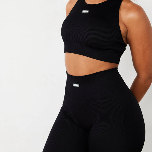 VANQUISH/ RIBBED SEAMLESS BLACK RACER BACK BRA WOMAN